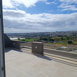 Blu-m , Qormi Malte